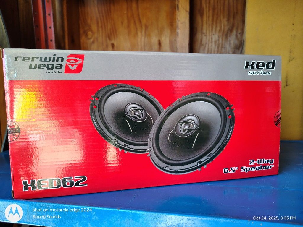 Cerwin Vega 6.5 Speakers