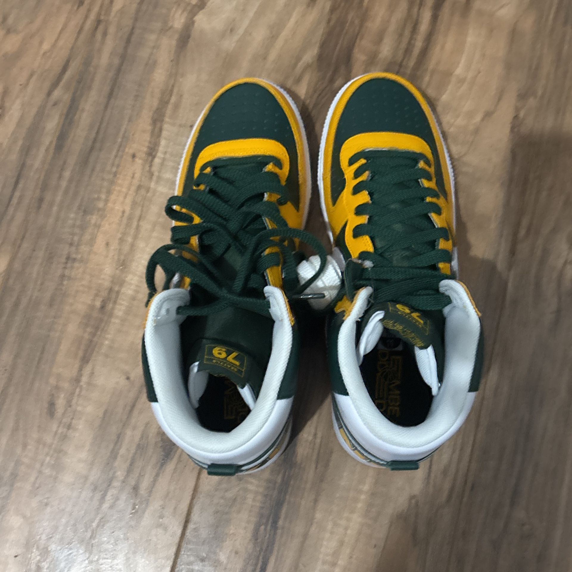 Nike High Top