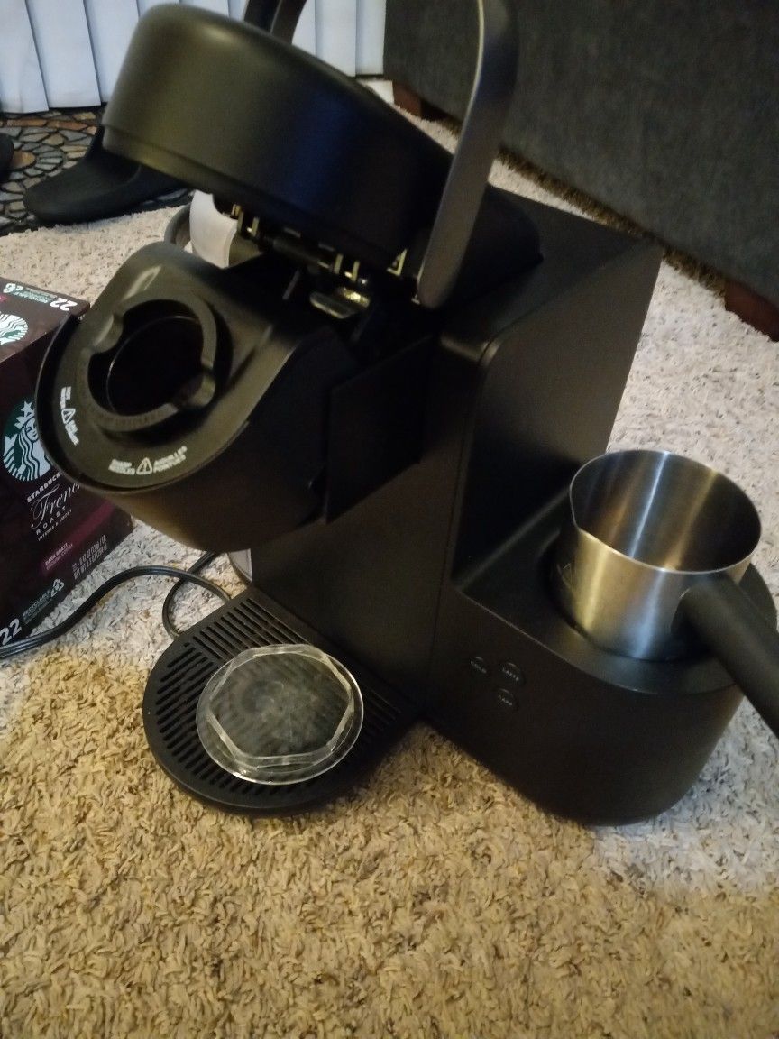 NEW** Keurig K-Cafe Essentials ** Latte / Cappuccino / Frother ** for Sale  in San Diego, CA - OfferUp