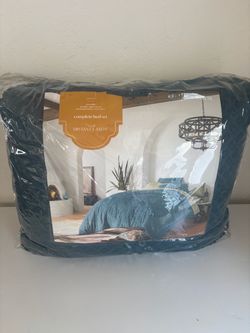 Comforter bed set twin XL