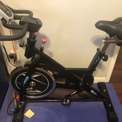 Spin Bike With Accessories