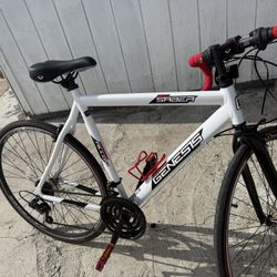 Genesis 700c Saber Road Bike, Adults 14+ Years, Medium, White