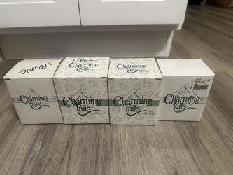 Charming Tails Mackenzie’s Wish List Christmas cookie