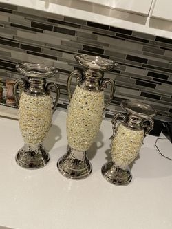 Elegant candle holder set of 3