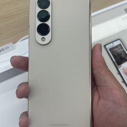 Samsung Galaxy Z Fold4