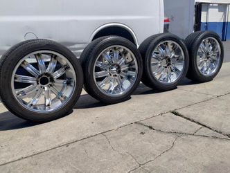 Chevrolet Silverado Wheels 22x10 6 139 and tires $350