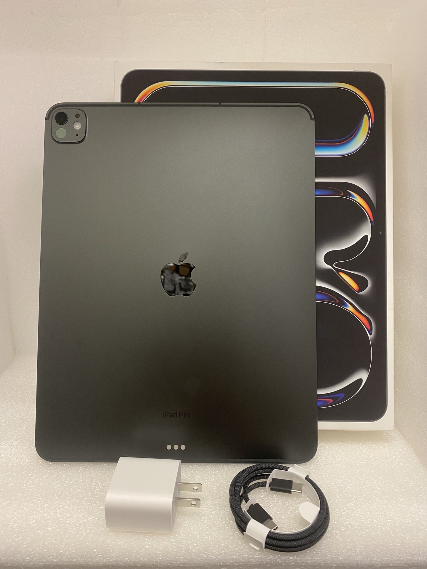 iPad Pro 13β M4 2024 256GB Unlocked π | Bulverde Rd