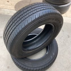 215/70/16’s two tires in good condition they have about 60 to 70% will come with installation