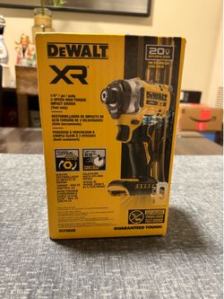 New Dewalt XR 20-volt max 1/4-in Brushless Cordless Impact Driver - Tool only
