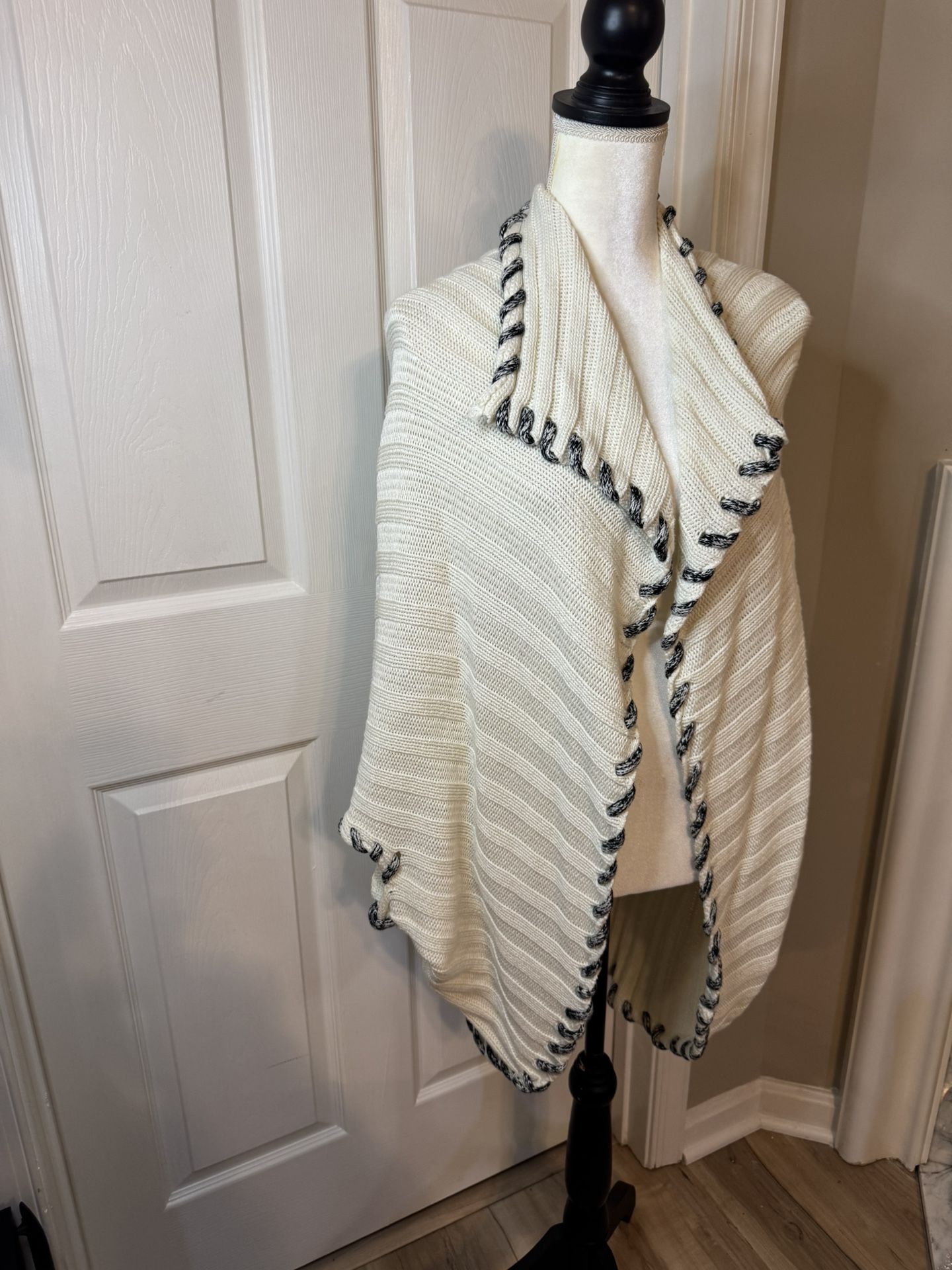 Elegant Free Flow Cardigan
