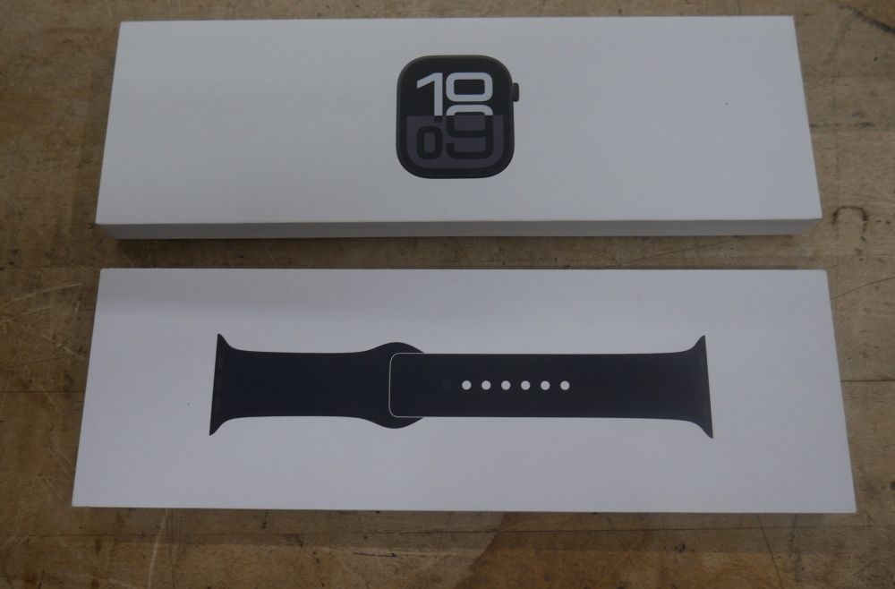 Apple Watch Series 10 42MM Jet Black Aluminum MWWE3LW/A. GPS 887799-1