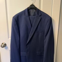 Micheal Strahan Suit 