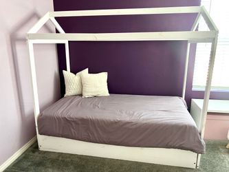 Twin trundle house bed frame