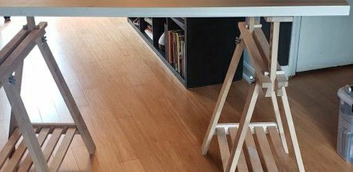 Adjustable Drafting Table