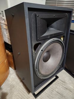 JBL SPEAKERS