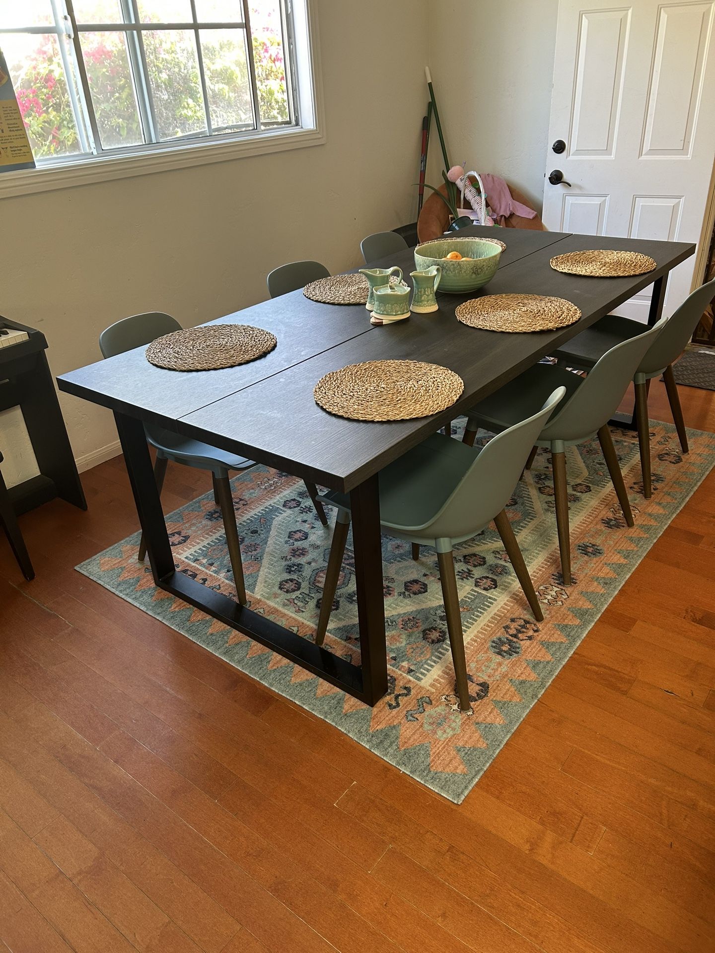 Dining Room Table And Chairs