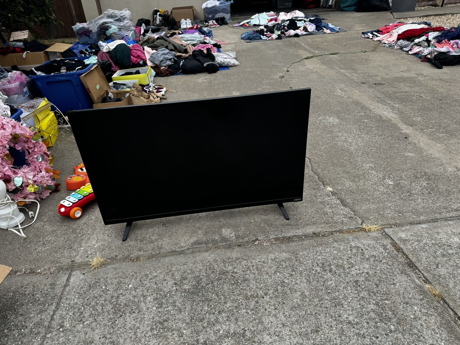 39in Vizio Tv