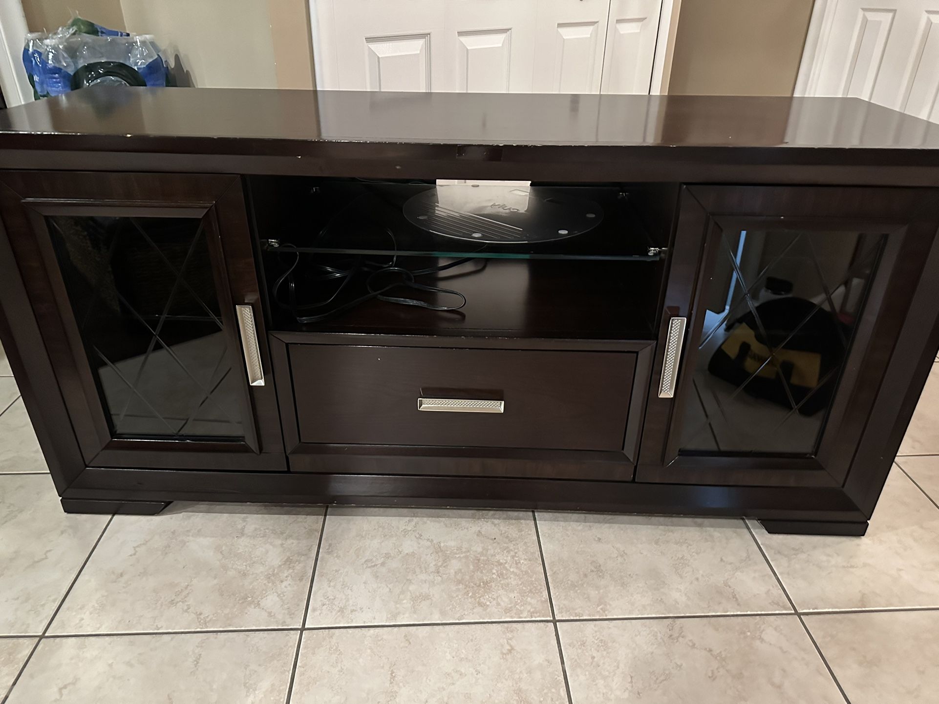 60 Inches TV Stand