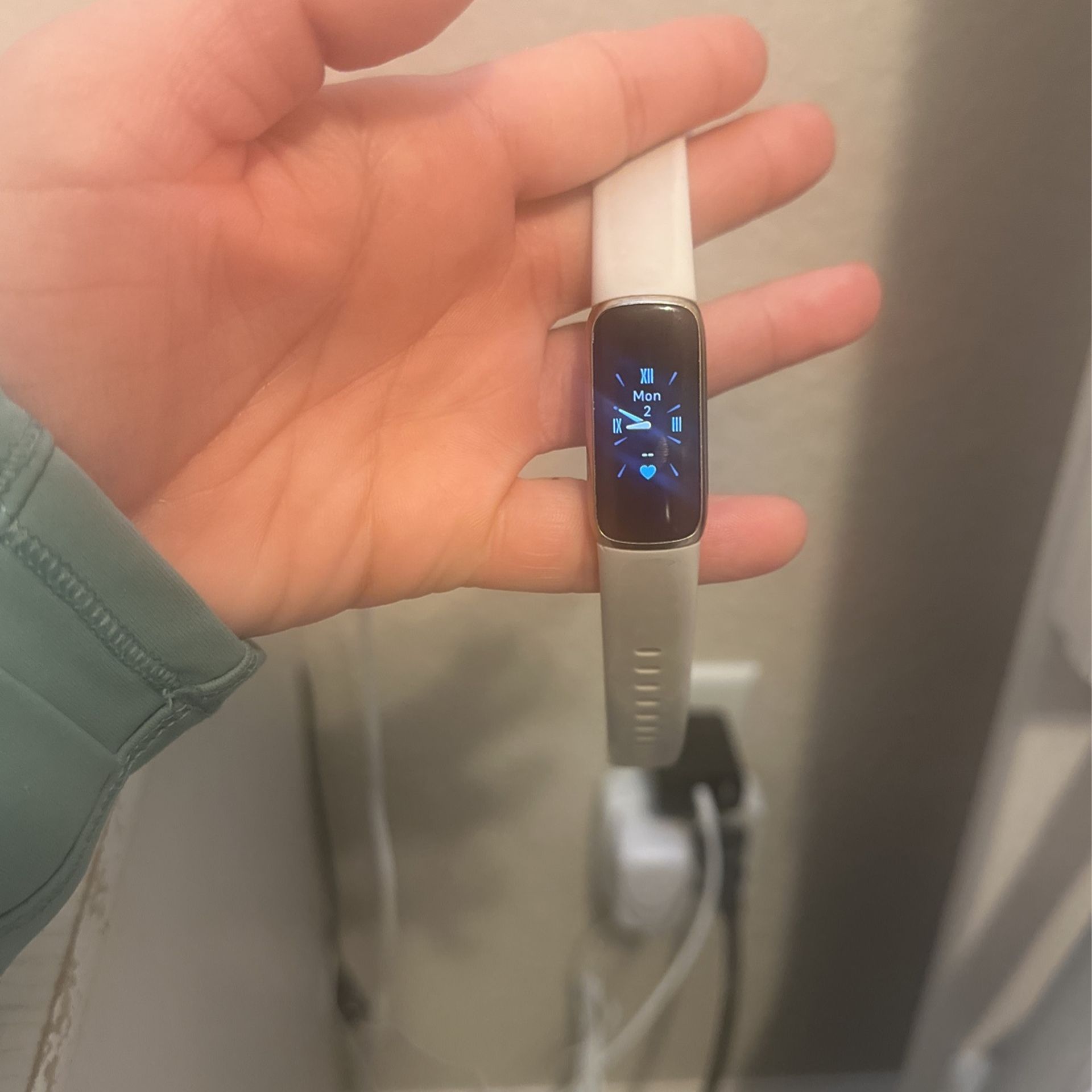 Fitbit luxe And Original Charger