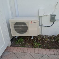 Split air conditioner  unit