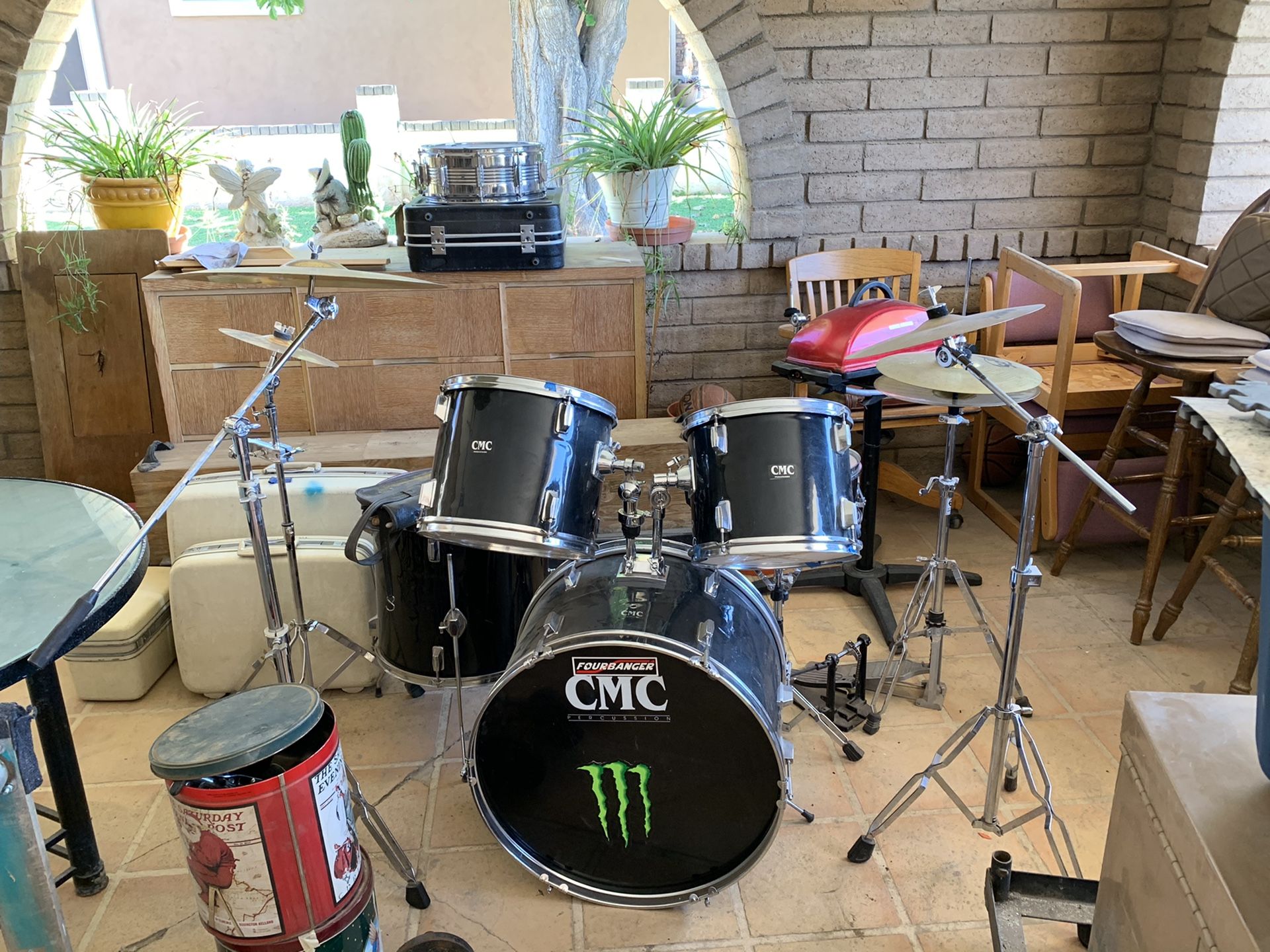 !* Drum Set *!