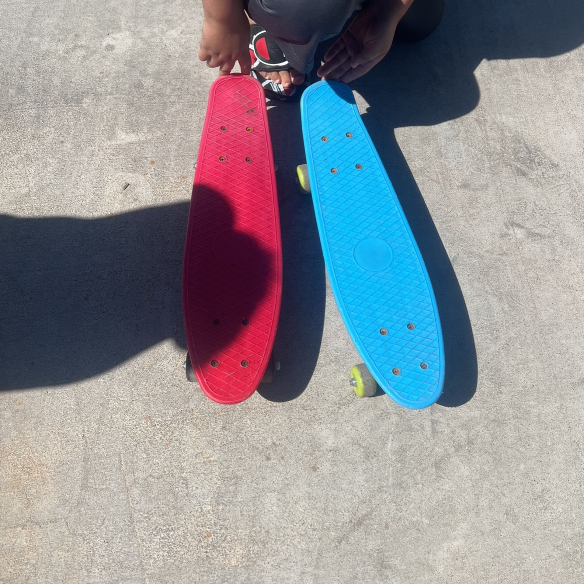 2 Skateboards