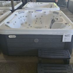 New-Wellis Houston Life Spa-Hottubs