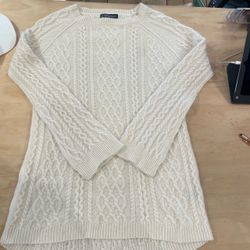 Women cashmere sweater
