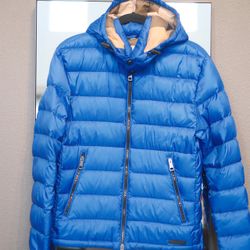 Burberry Men's Blue goose down Jacket size S