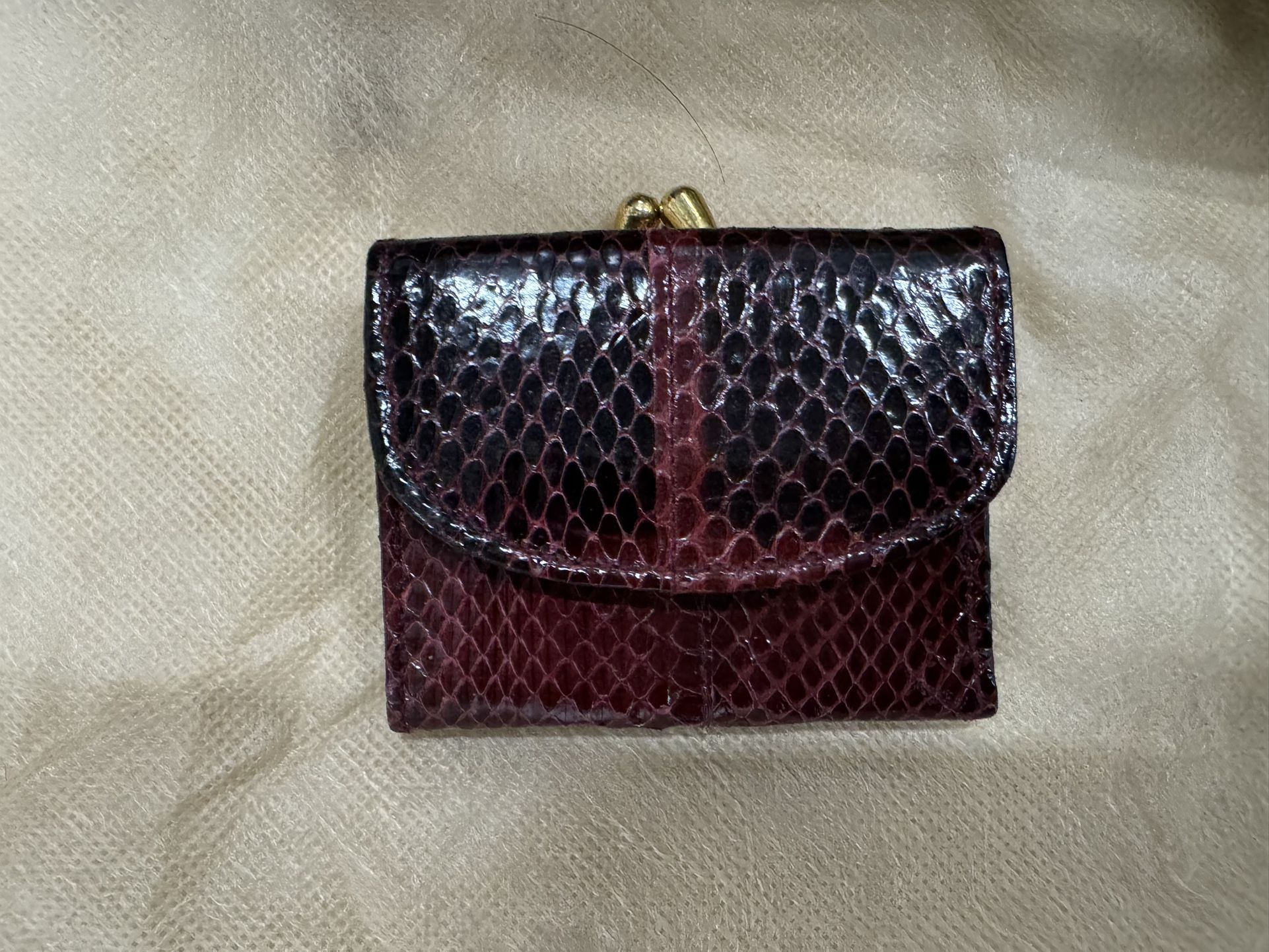 Burgundy Leather Wallet with Coin Section (Made in Italy, Excellent Condition)