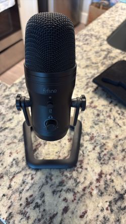 FIFINE K690 USB Studio Microphone – Excellent Condition