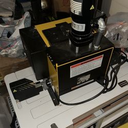 Slautterback DX5 hot melt glue dispensing system