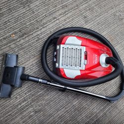Vacuum Cleaner New Condition 