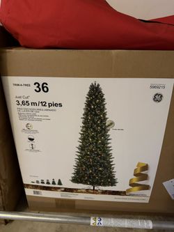 New GE 12-ft Scotch pine Pre-lit Artificial Christmas Tree LED Lights