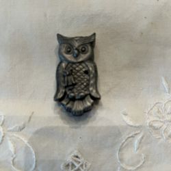 Vintage Torino Owl Box Brooch Pin- Retro pewter-1.5 Inches