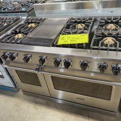 VIKING STAINLESS STEEL 48 INCH WIDE GAS RANGE WITH GRIDDLE 