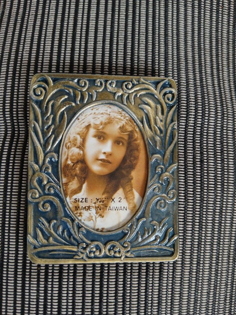 Vintage Frame 