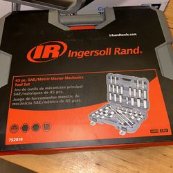 Ingersoll Rand 45 Piece Tool Set
