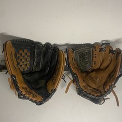 2 Rawlings Outfield Gloves – Lightly Used