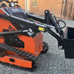 Mini Skid Steer New 0 Hours