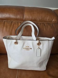 White shoulder COACH purse