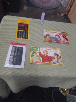 Sewing Needle Lot – Singer & Vintage Needle Books