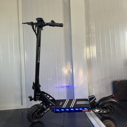 Dual-motor high-speed electric scooter