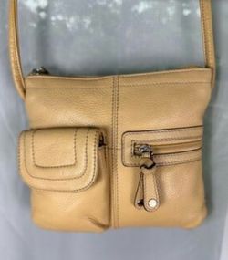 gorgeous Tan Tignanello crossbody bag