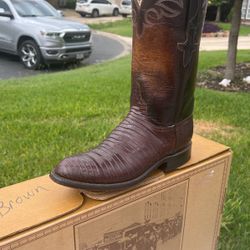 Lucchese Brown Boots 