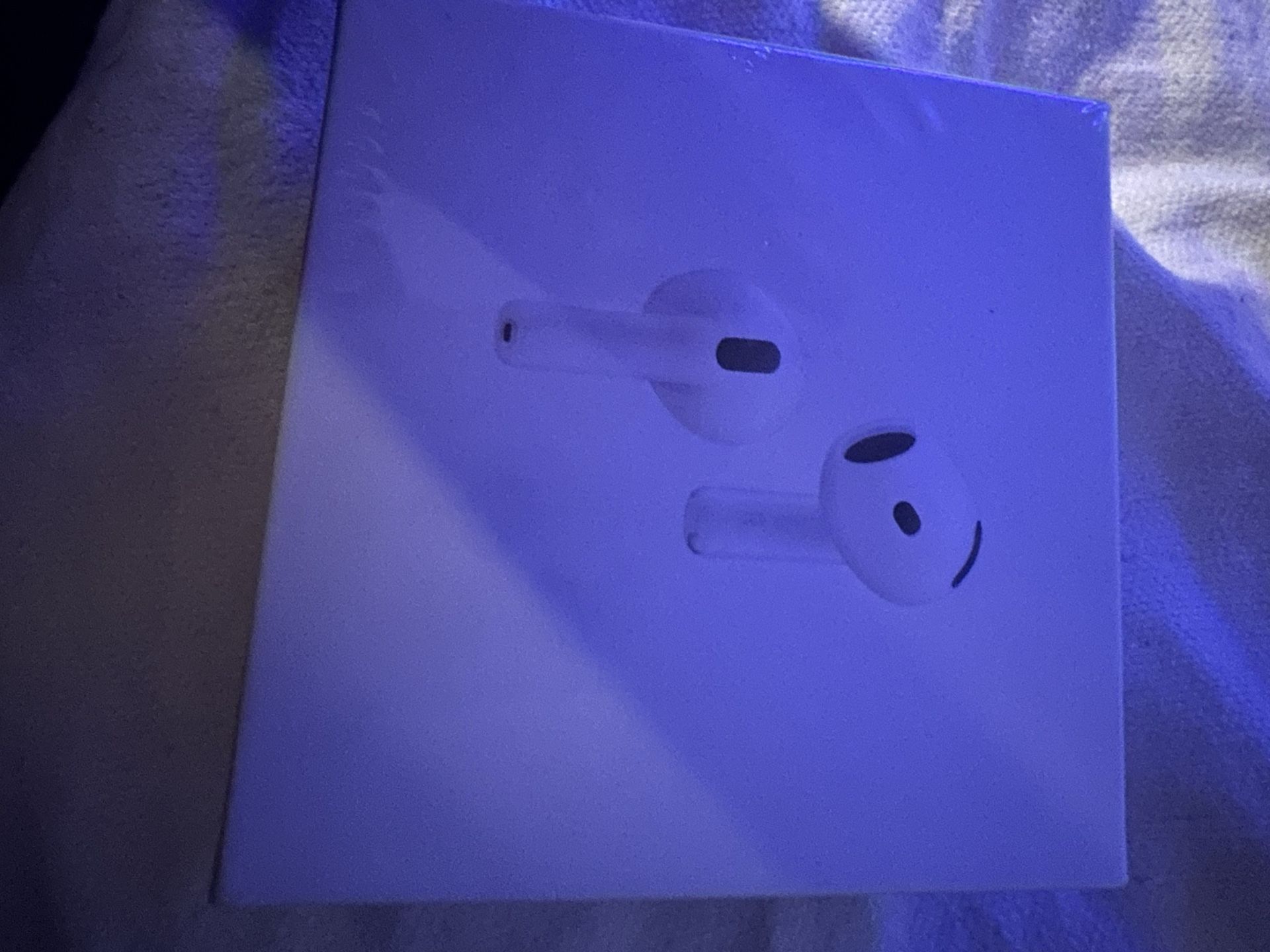 Air Pod 4