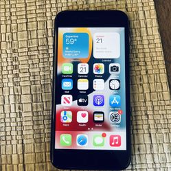 iPhone 7 32 GB Factory Unlocked iCloud Unlocked