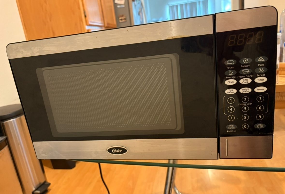 Oster Microwave