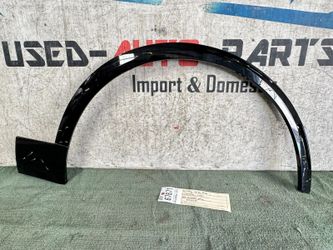2021 - 2022 - 23 - 2024 CADILLAC LYRIC FRONT RIGHT PASSENGER FENDER FLARE OEM AY67671