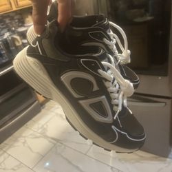 Dior B30’s